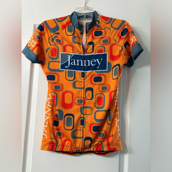 Jakroo ladies cycling jersey with cool color pattern - Picture 1 of 2